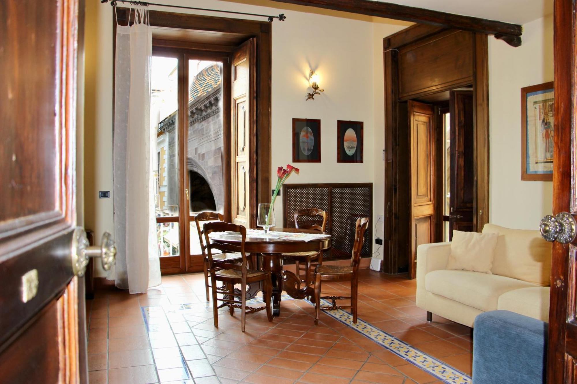 Palazzo Ammone - Sedil Dominova Appartamento